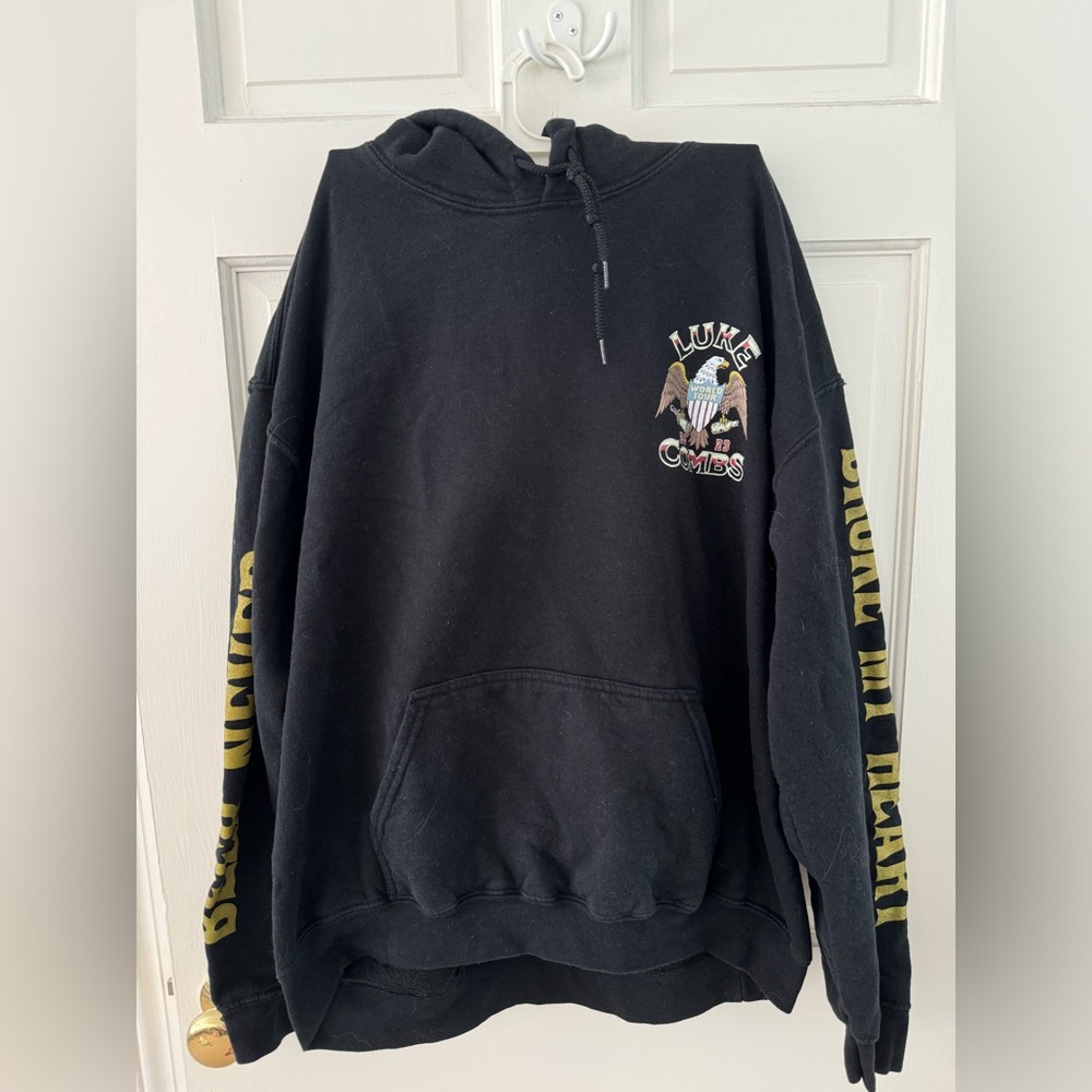 Luke Combs 2023 World Tour Sweatshirt Beer Never Broke My Heart